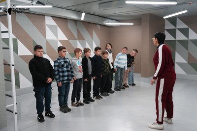 Укриття за 2,4 млн євро: як учні сумської школи відновлюють очне навчання після 5 років дистанційки Укриття за 2,4 млн євро: як учні сумської школи відновлюють очне навчання після 5 років дистанційки