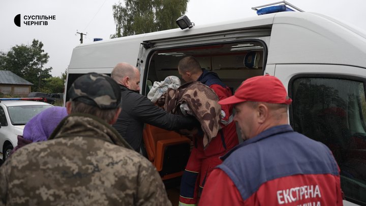 «Заляканий, увесь мокрий, не відгукувався»: як майже добу шукали 3-річного Святослава із села Красне, що на Чернігівщині