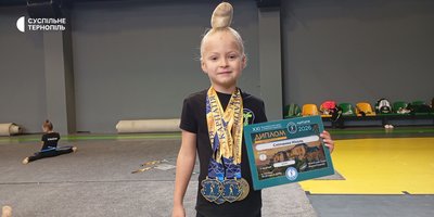 Ніколь Сліпченко, гімнастка, нагороди, медалі Ніколь Сліпченко, гімнастка, нагороди, медалі