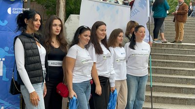 В Одесі відбулася зустріч до Дня міста Нової Каховки та стартував благодійний забіг В Одесі відбулася зустріч до Дня міста Нової Каховки та стартував благодійний забіг