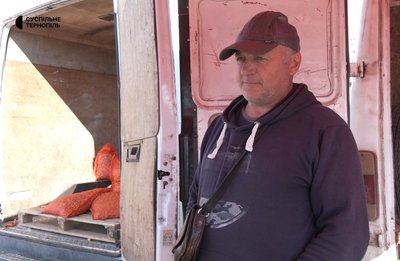 Володимир, продавець, ринок Володимир, продавець, ринок
