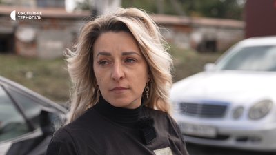 Олександра Гащак, волонтерка, кортеж, на щиті Олександра Гащак, волонтерка, кортеж, на щиті