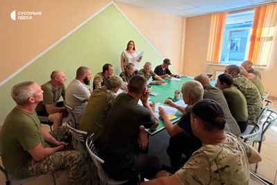 У Подільську військові після передової безкоштовно вивчають англійську У Подільську військові після передової безкоштовно вивчають англійську