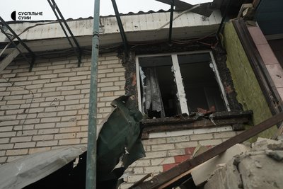 «Я не знаю, де тепер жити і що робити». Очевидці розповіли про наслідки ранкової атаки на Суми «Я не знаю, де тепер жити і що робити». Очевидці розповіли про наслідки ранкової атаки на Суми