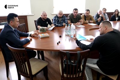 Профспілка через суд вимагає внести до ЄРДР відомості про можливі правопорушення Олега Кіпера та його родини Профспілка через суд вимагає внести до ЄРДР відомості про можливі правопорушення Олега Кіпера та його родини