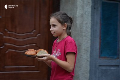 «Мамо, прокидайся»: як нечуюча одеситка виховує п’ятьох дітей під час війни