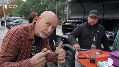 67 кілограмів м’яса за день: як ветерани започаткували гриль-бізнес у Білгороді-Дністровському 67 кілограмів м’яса за день: як ветерани започаткували гриль-бізнес у Білгороді-Дністровському