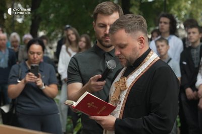 меморіальна дошка, Андрій Буда, таблиця меморіальна дошка, Андрій Буда, таблиця