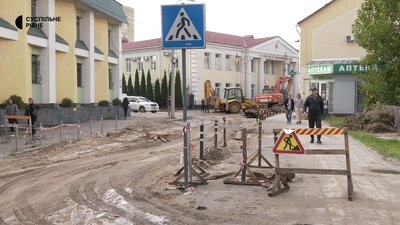 «Недоречно маленьку вуличку залишати відкритою»: заїзд на вулицю 16 Липня у Рівному закрили «Недоречно маленьку вуличку залишати відкритою»: заїзд на вулицю 16 Липня у Рівному закрили