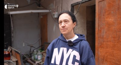 «Ніхто не міг повірити, що ми живі»: історії мешканців будинку, пошкодженого в Одесі 10 жовтня «Ніхто не міг повірити, що ми живі»: історії мешканців будинку, пошкодженого в Одесі 10 жовтня