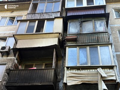 «Якби був приліт саме в будинок, то наслідки були б інші»: мешканці Солом'янського району про дроновоу атаку РФ «Якби був приліт саме в будинок, то наслідки були б інші»: мешканці Солом'янського району про дроновоу атаку РФ
