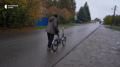 Як живе селище Кириківка на Сумщині за 25 кілометрів від кордону з РФ Як живе селище Кириківка на Сумщині за 25 кілометрів від кордону з РФ