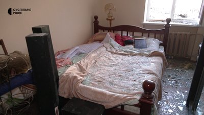 «Все на мене посипалося, а я спала»: що розповіли містяни про атаку РФ по Рівному 14 жовтня «Все на мене посипалося, а я спала»: що розповіли містяни про атаку РФ по Рівному 14 жовтня
