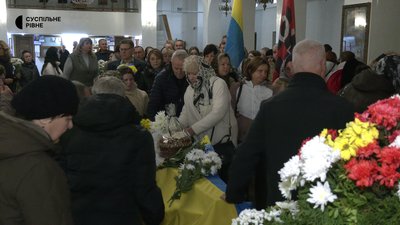«Народився в Росії — захищав Україну»: попрощалися з 48-річним солдатом Русланом Ликовим у Рівному «Народився в Росії — захищав Україну»: попрощалися з 48-річним солдатом Русланом Ликовим у Рівному