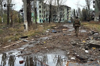 «Пересуватися від укриття до укриття». Яка ситуація в Білозерському, що під прицілом дронів і КАБів: дані оборонців «Пересуватися від укриття до укриття». Яка ситуація в Білозерському, що під прицілом дронів і КАБів: дані оборонців