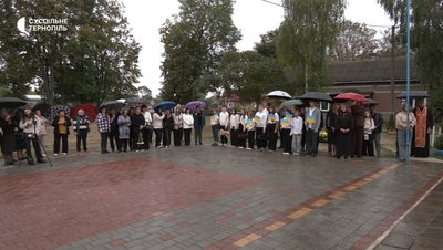 На Тернопільщині, відкрили меморіальну дошку, Роман Гармаш, меморіальна дошка На Тернопільщині, відкрили меморіальну дошку, Роман Гармаш, меморіальна дошка