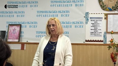 «Щоби рухатись до шторму, треба фарт, везіння»: у Тернополі відбулися «Творчі діалоги» з Тарасом Бураком «Щоби рухатись до шторму, треба фарт, везіння»: у Тернополі відбулися «Творчі діалоги» з Тарасом Бураком