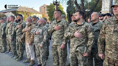 1 жовтня, урочистості, військові 1 жовтня, урочистості, військові