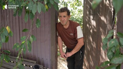 Якщо городи і поля за 1 км від РФ чи Білорусі, то треба дозвіл: що змінює спеціальний режим на прикордонні Чернігівщині Якщо городи і поля за 1 км від РФ чи Білорусі, то треба дозвіл: що змінює спеціальний режим на прикордонні Чернігівщині