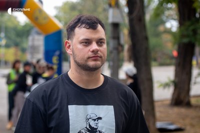 «Ми біжимо не тільки за Дем’яна»: в Одесі провели забіг пам’яті загиблих військових і цивільних «Ми біжимо не тільки за Дем’яна»: в Одесі провели забіг пам’яті загиблих військових і цивільних