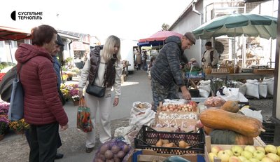 ринок в Тернополі, овочевий ринок ринок в Тернополі, овочевий ринок