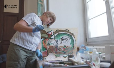 Оксана Романів-Тріска, ікони на склі Оксана Романів-Тріска, ікони на склі