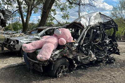 «Будинку немає, а нагорі дітки плакали». Як жителі Олександрівки згадують удар 23 вересня і що лишилося від житла «Будинку немає, а нагорі дітки плакали». Як жителі Олександрівки згадують удар 23 вересня і що лишилося від житла