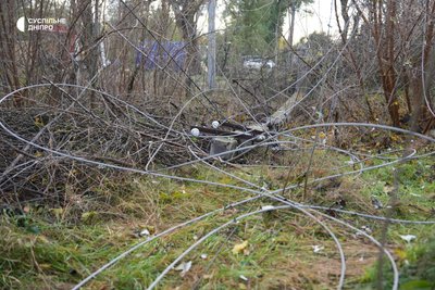 Удар КАБом по будинках у передмісті Дніпра: фоторепортаж з місця події Удар КАБом по будинках у передмісті Дніпра: фоторепортаж з місця події