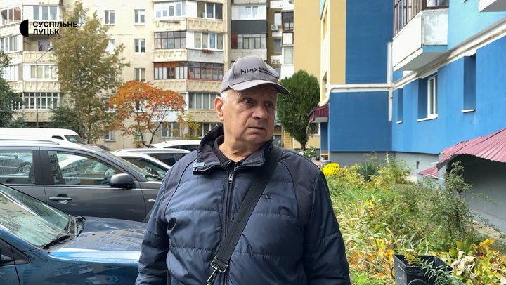На місці зруйнованого магазину й книгарні у Луцьку — згарище: триває розбір завалів після удару РФ На місці зруйнованого магазину й книгарні у Луцьку — згарище: триває розбір завалів після удару РФ