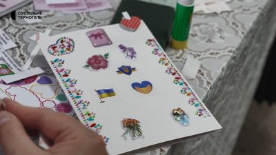 У Тернополі, онкодиспансер, акція, Всесвітній день боротьби з раком молочної залози, майстерклас У Тернополі, онкодиспансер, акція, Всесвітній день боротьби з раком молочної залози, майстерклас