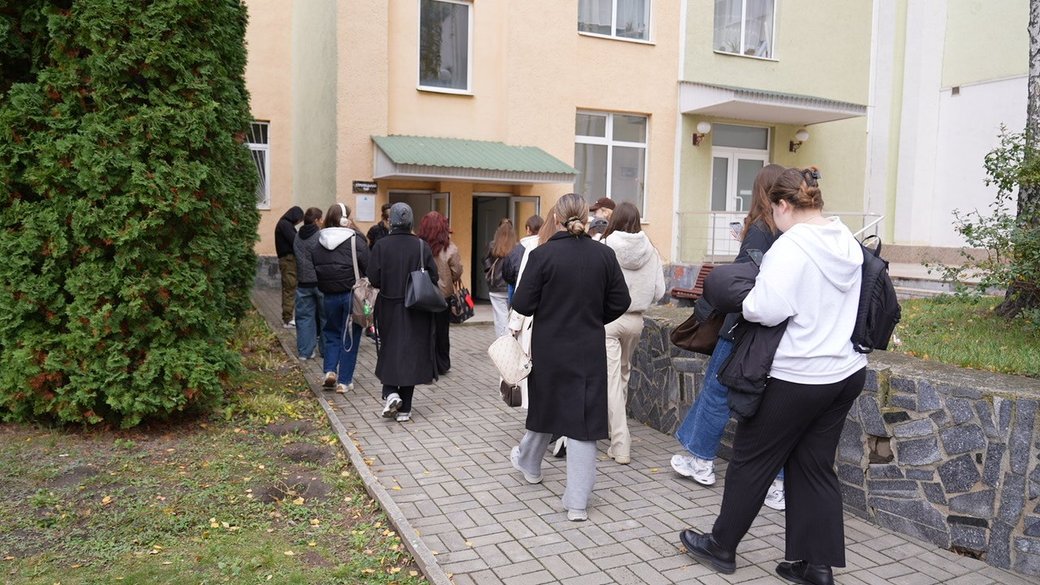 Пари в укриттях і дистанційне навчання: як вінницькі виші працюють під час повітряних тривог Пари в укриттях і дистанційне навчання: як вінницькі виші працюють під час повітряних тривог