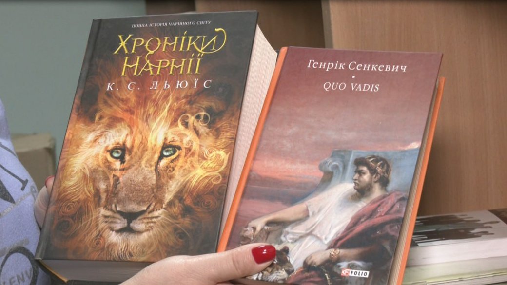 У Дніпрі збирають книжковий фонд для відновлення бібліотек після деокупації Маріуполя