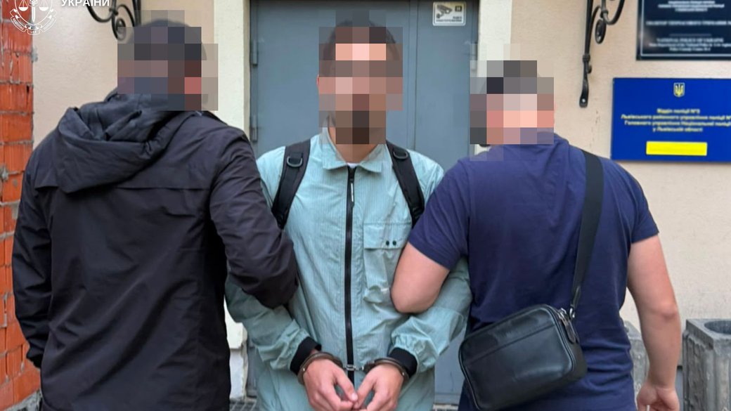 Водій, який збив на смерть 14-річну дівчинку на Львівщині, отримав 5 років і відправився за ґрати
