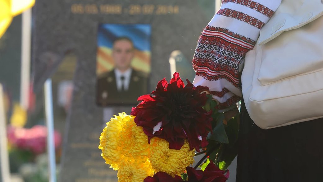 Львів схилив голови перед пам’яттю загиблих захисників у День захисників і захисниць