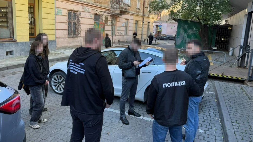 У Львові викрили організатора нелегального переправлення чоловіків через кордон до Молдови за 7000 доларів