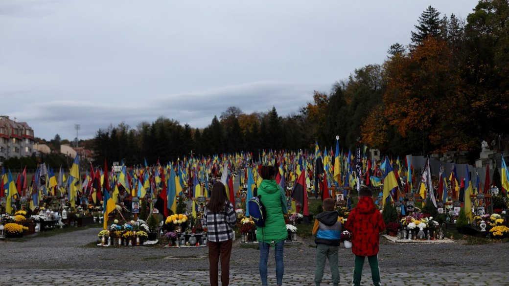 Меморіал Героям у Львові: хрести стануть єдиним стандартом для всіх військових поховань
