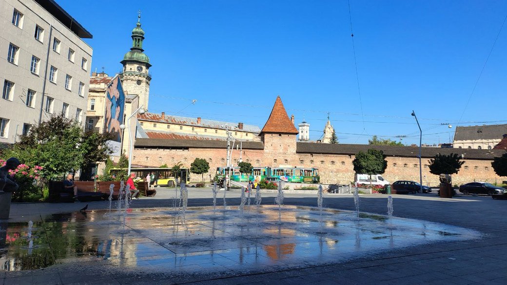 Спекотна неділя на Львівщині: вдень до +29°, увечері — грози