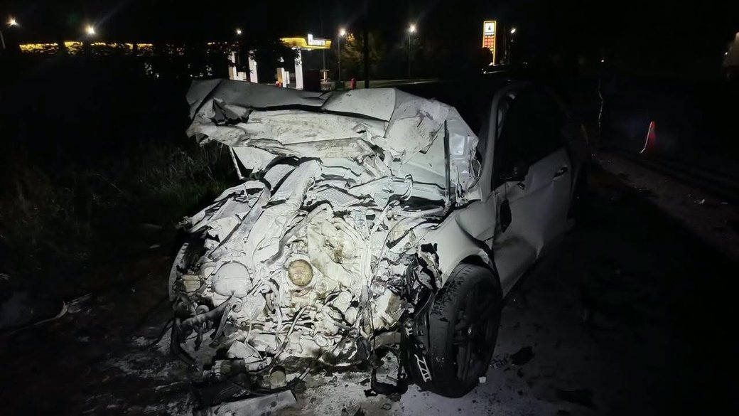 Аварія на Львівщині: вантажівка протаранила легковик, водій і пасажирка потрапили до лікарні