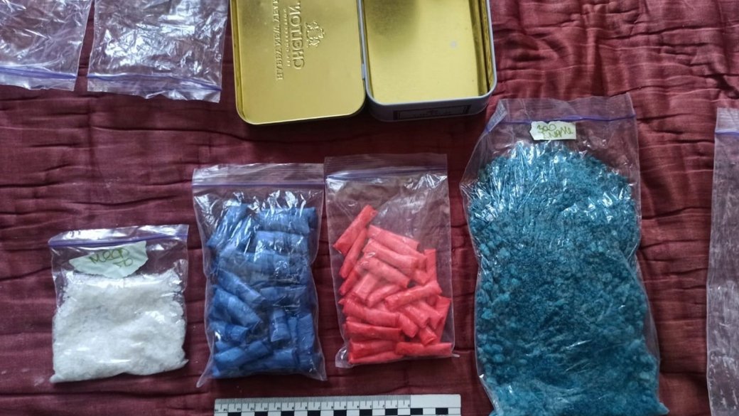 На Львівщині судитимуть чоловіка, який отримував наркотики поштоматами на понад 1,2 кг