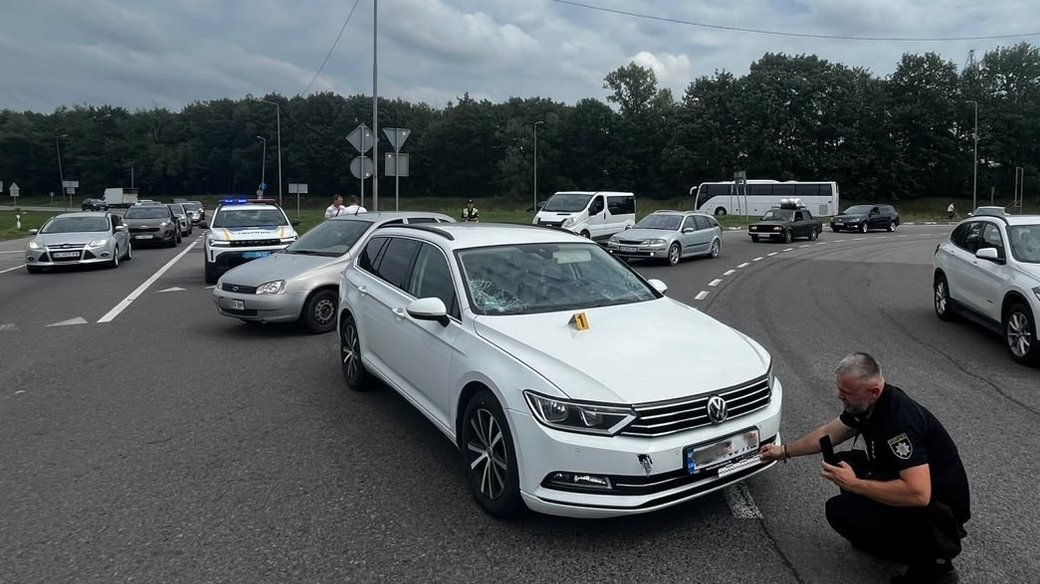 Наїзд на пішоходів у Стрию: 26-річна водійка може позбутися прав і отримати обмеження волі