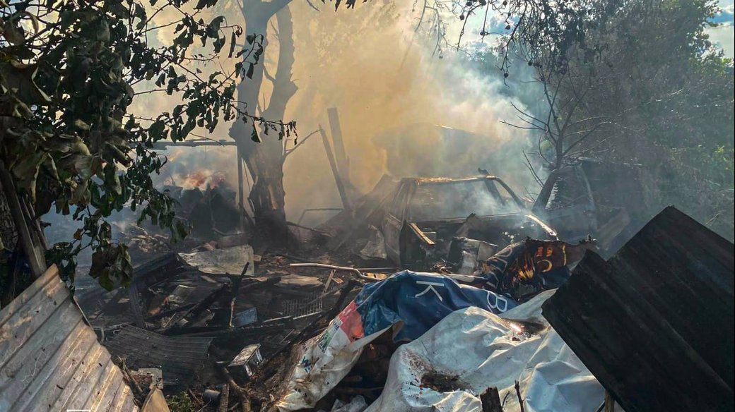 Пожежа на Львівщині: вогонь знищив гараж, автомобіль і господарські будівлі у Великих Глібовичах