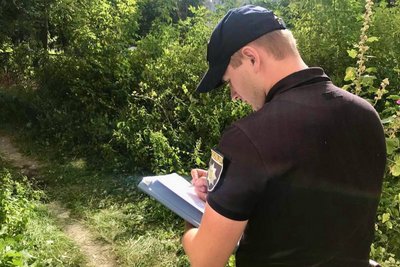 В Житомирі із вікна багатоповерхівки випав чоловік — поліція встановлює обставини В Житомирі із вікна багатоповерхівки випав чоловік — поліція встановлює обставини