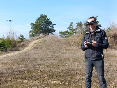 Теорія і тренувальні польоти: як працює школа FPV-пілотування в Луцьку і чого навчають Теорія і тренувальні польоти: як працює школа FPV-пілотування в Луцьку і чого навчають