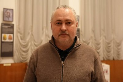 "На деякі роботи пішло пів року". У Дніпрі проходить виставка ікон на рибі "На деякі роботи пішло пів року". У Дніпрі проходить виставка ікон на рибі