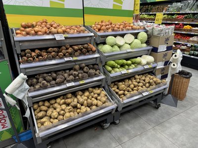 Новий урожай картоплі на Полтавщині: які ціни на ринках та в супермаркетах Новий урожай картоплі на Полтавщині: які ціни на ринках та в супермаркетах