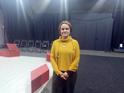 У Луцьку — прем'єра моновистави про Олену Пчілки від театру "Гармидер" У Луцьку — прем'єра моновистави про Олену Пчілки від театру "Гармидер"