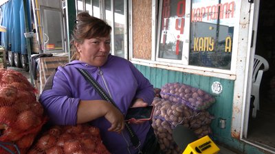 Вдвічі дешевше, ніж торік: за якою ціною приймають та продають картоплю на ринках у Чернігові Вдвічі дешевше, ніж торік: за якою ціною приймають та продають картоплю на ринках у Чернігові