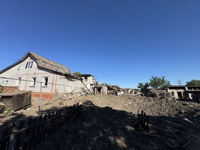 “Собака дуже вив, а кіт з’явився лише зранку”: російський КАБ розірвався на городі сум’янки “Собака дуже вив, а кіт з’явився лише зранку”: російський КАБ розірвався на городі сум’янки