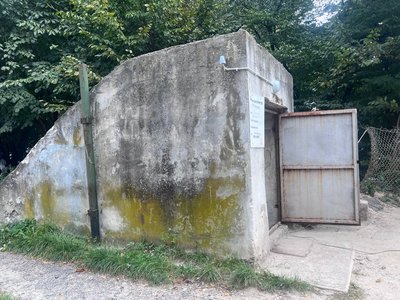 Може помістити понад 200 людей. У Львові ремонтують укриття на вулиці Похилій Може помістити понад 200 людей. У Львові ремонтують укриття на вулиці Похилій