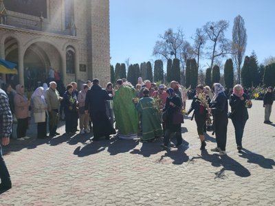 у Черкасах містяни освятили вербу у Черкасах містяни освятили вербу